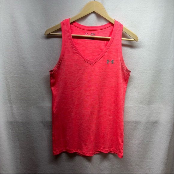 Under Armour Women's Bright Pink Tank Top - Picture 1 of 6